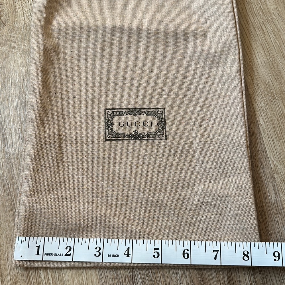 Gucci Dusters - Picture 3 of 5